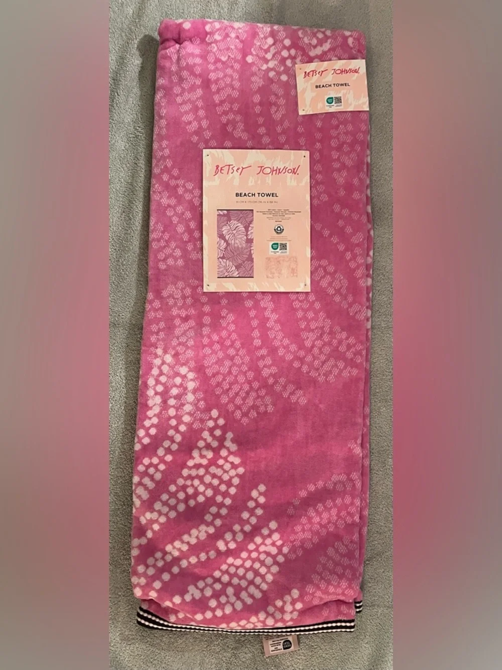 Betsey Johnson Pink and White Dot Tropical Leaves Beach Towel